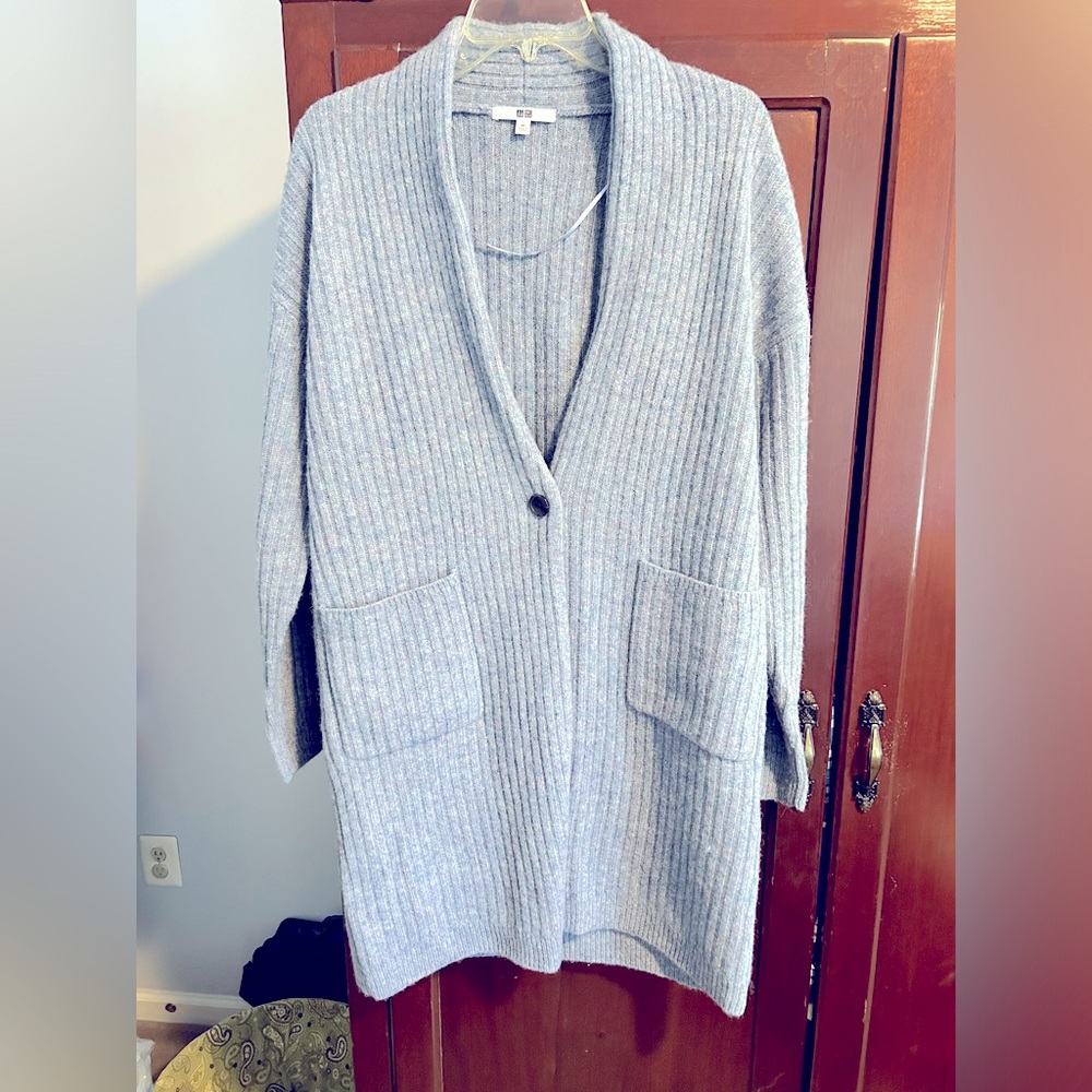 Ladies Uniqlo sweater coat/duster size XS